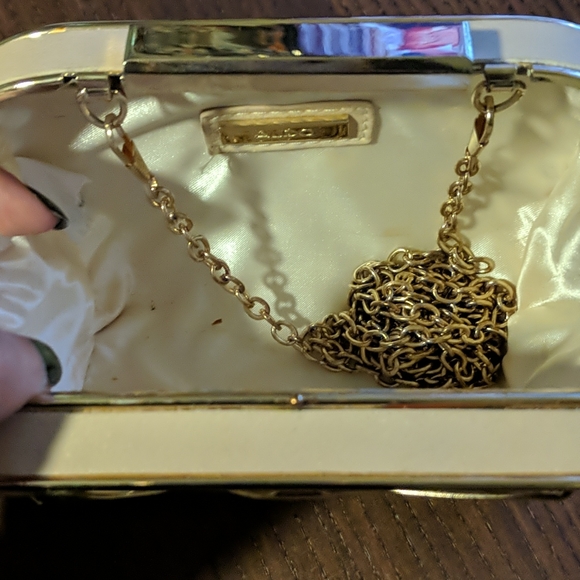 Formal bag party - Picture 2 of 4